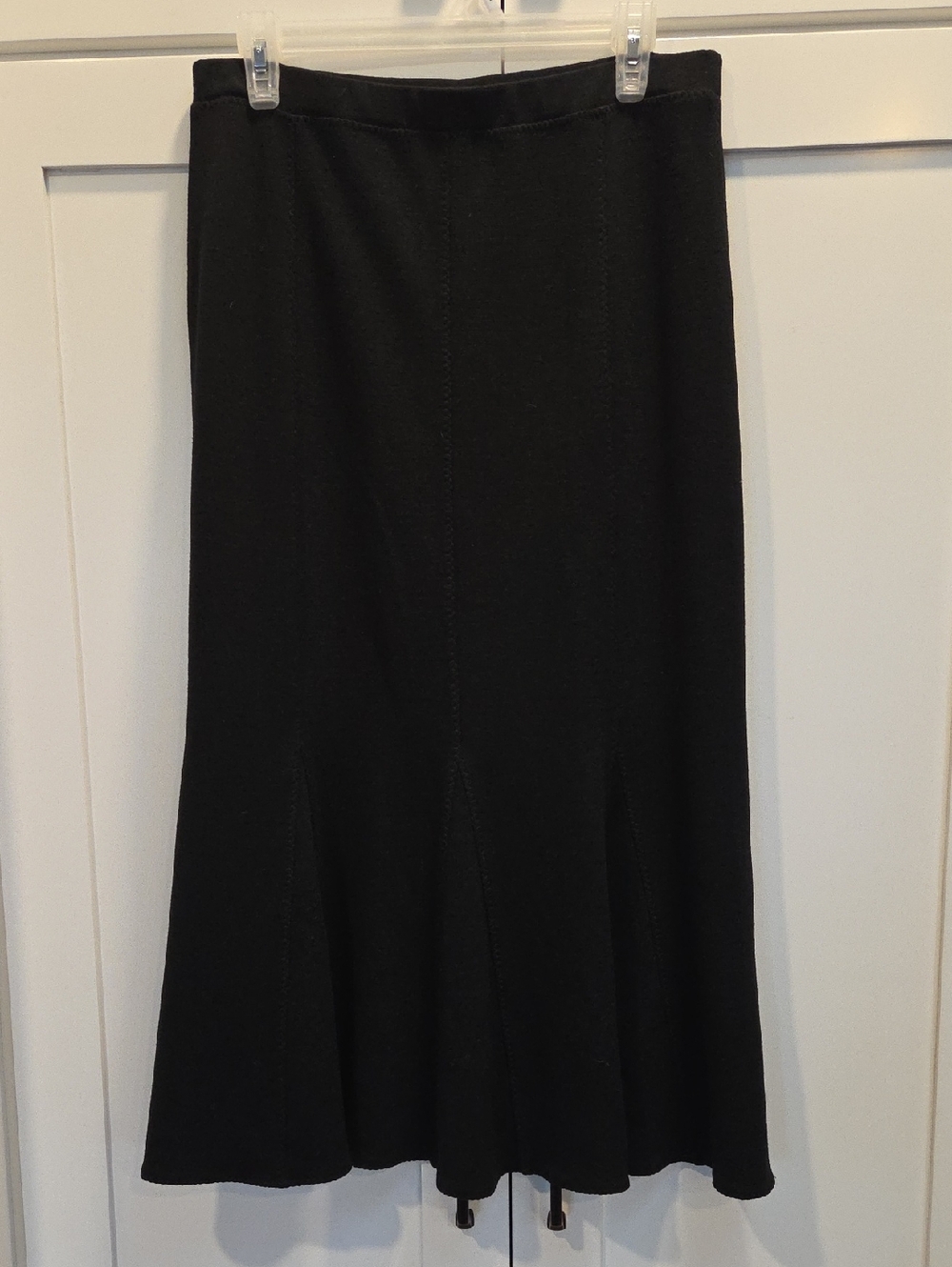 Eileen Fisher Black A-Line Knit Skirt Made With Italian Fabric.